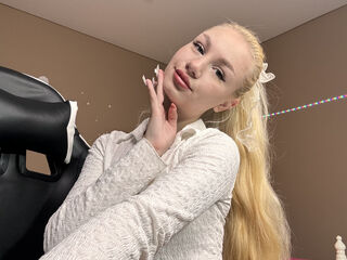 LoissPeach's LiveJasmin live cam models Profile Image